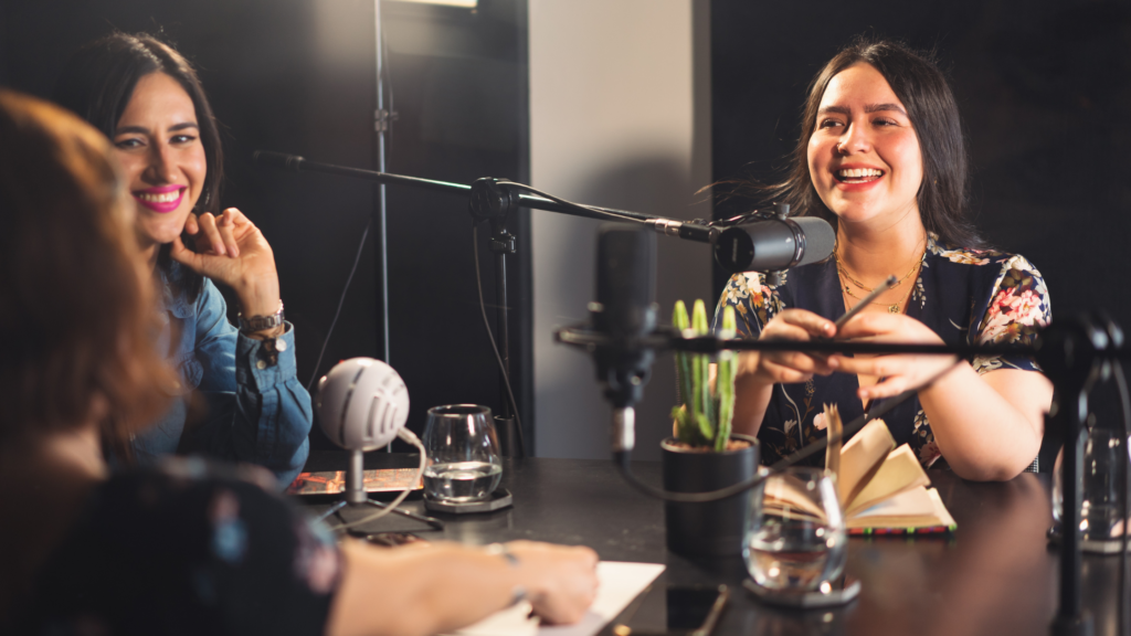 12 podcasts para desenvolver a comunicação e a liderança