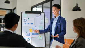 Desvendando o Segredo do Pitch de Vendas: Como Cativar e Conquistar Clientes no Meio Jurídico. Aprenda a elaborar pitches que capturam a atenção e geram resultados.